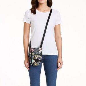 Vera Bradley Lighten Up Water Bottle Crossbody – Kaui Floral – NWT